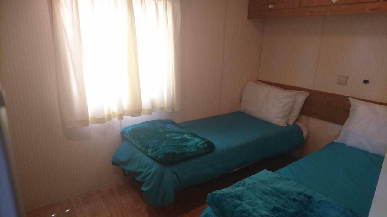 Mobile Home In Frejus, South Of France Eksteriør billede